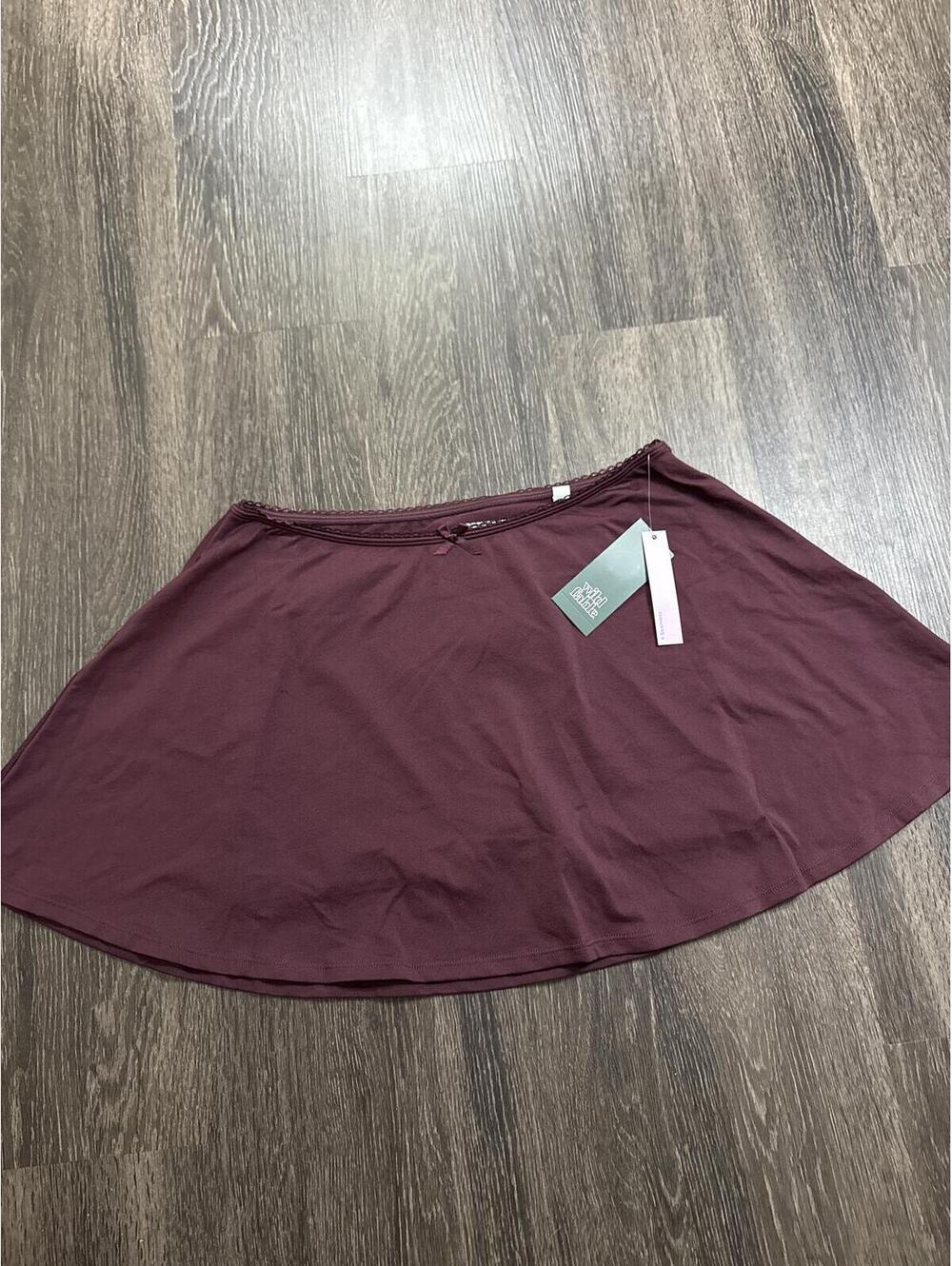 Wild Fable Burgundy Skort with Built-In Shorts Size M